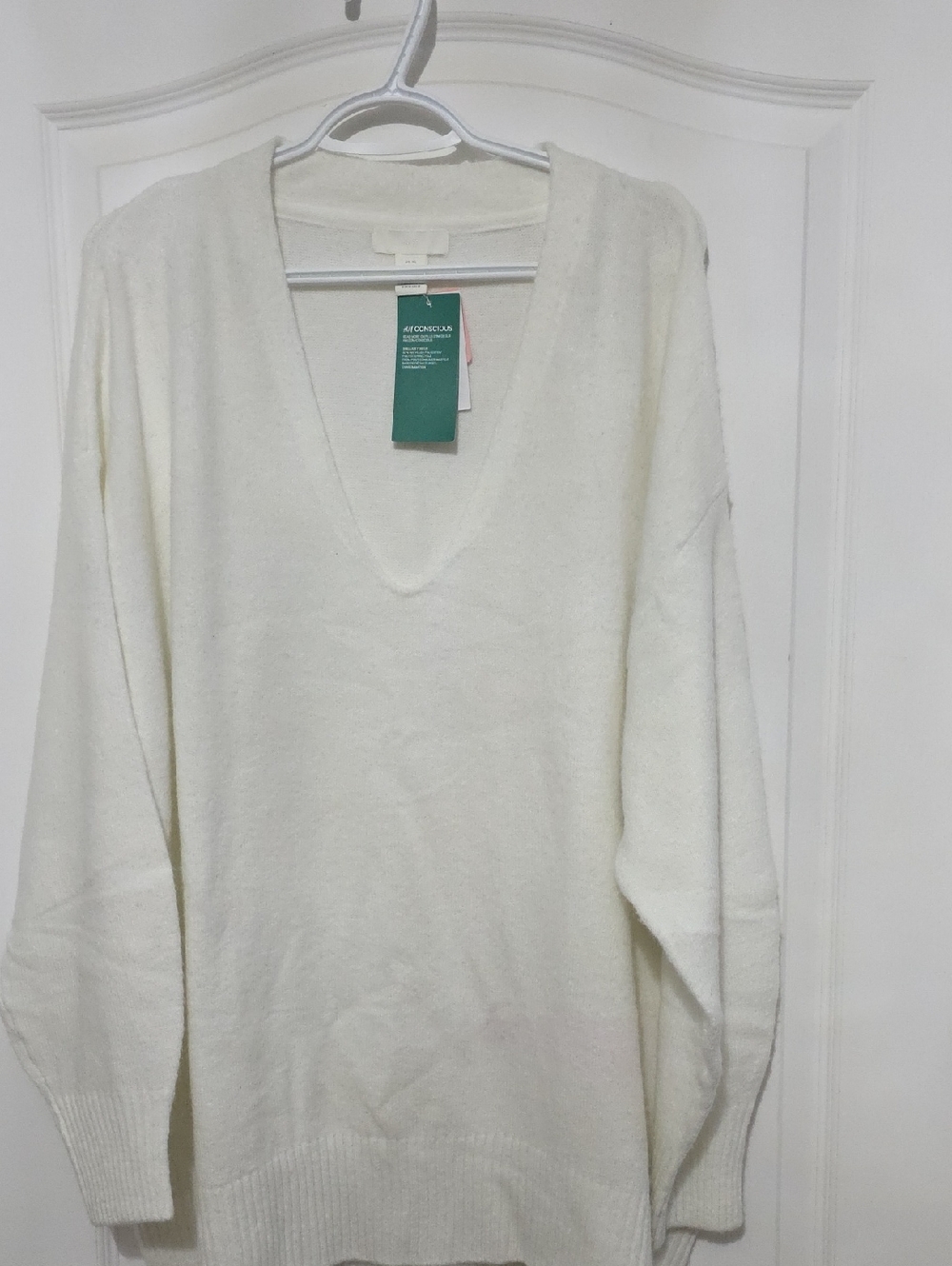 H&M Cream V-Neck Oversized Sweater